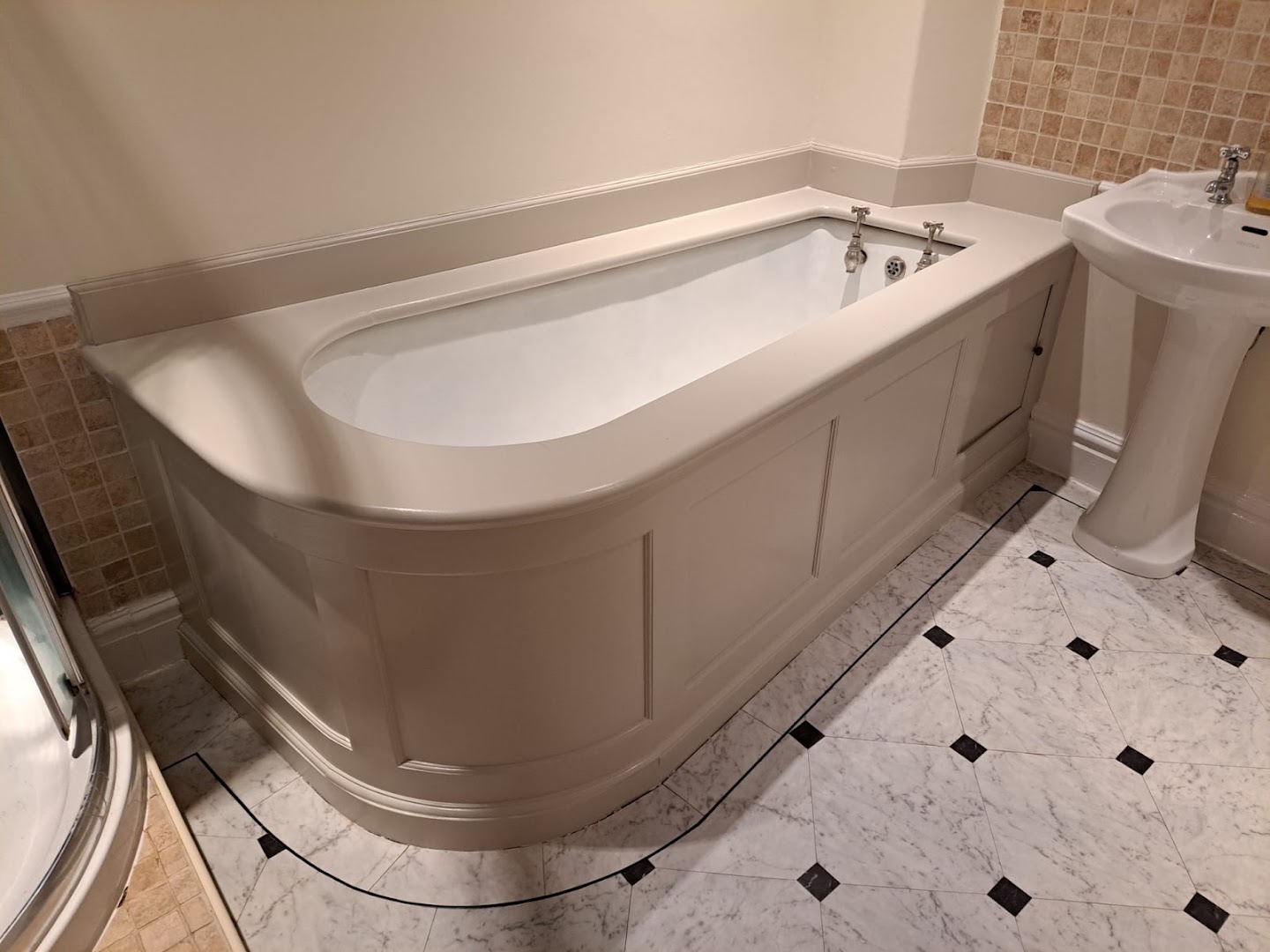 Lamonds Painting & Decorating — Photos 14